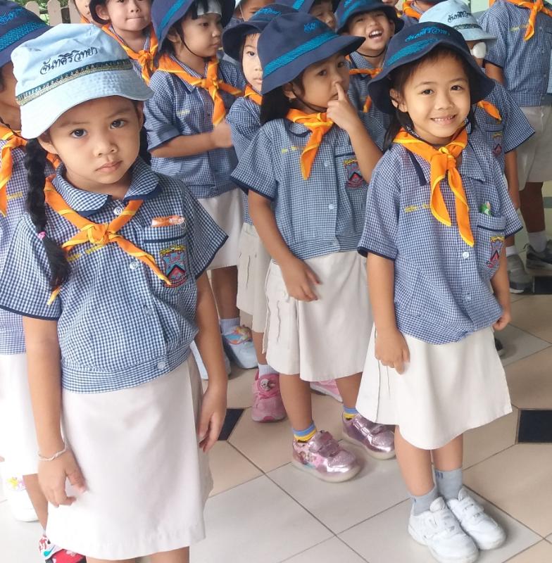 ฝึกระเบียบแถวของเด็กๆ