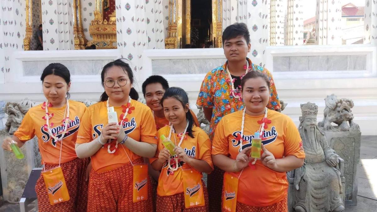 Panitchaykanraidamnern rove scout service songkran festival 2019