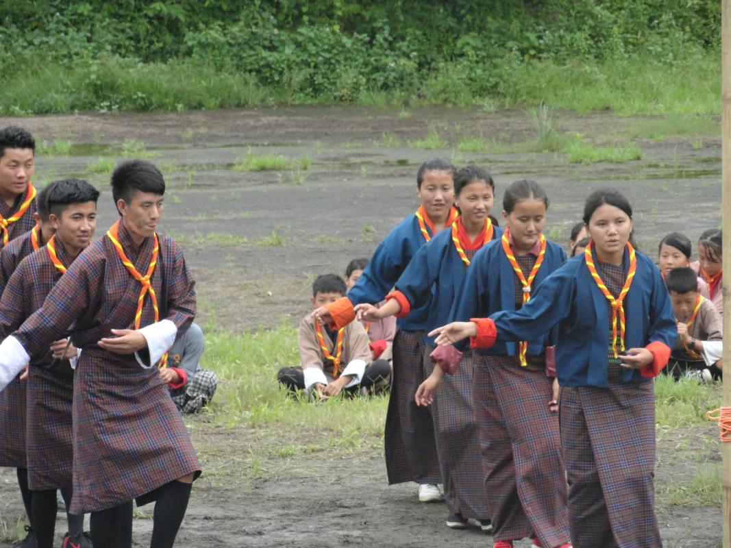 cleaning and maintaining Envirolment