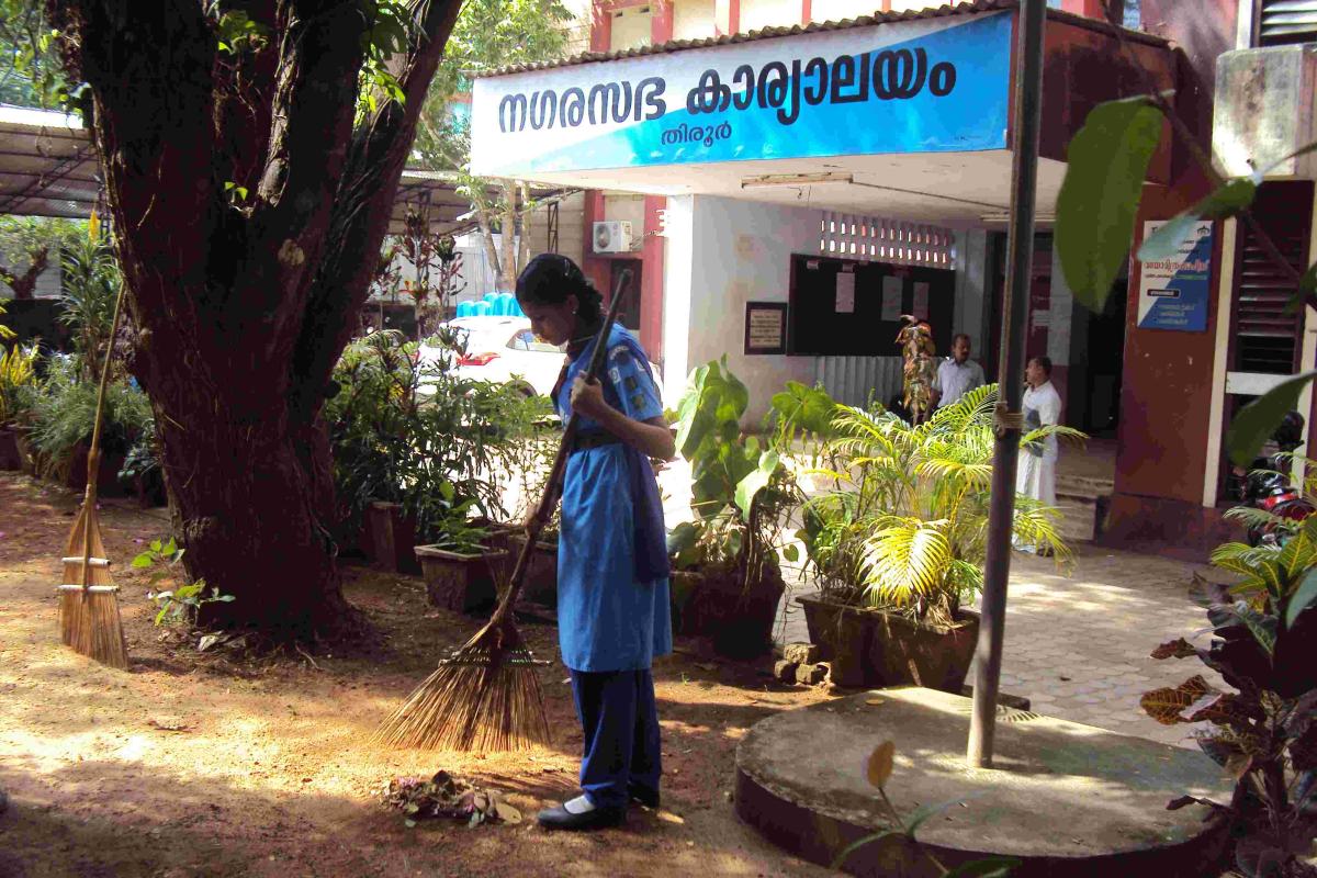 36 HOURS SERVICE