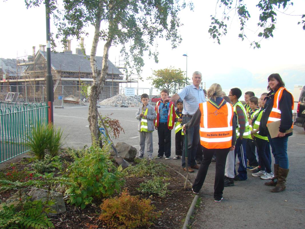 Clean up Scout Flower Beds in Carlingford