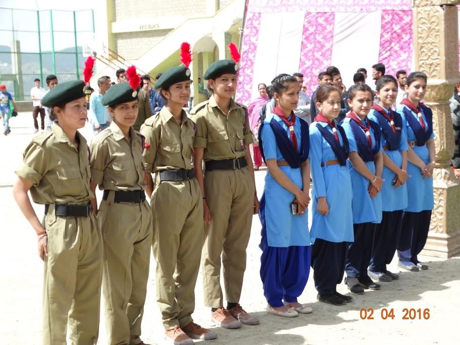service on annual day at govt degree college