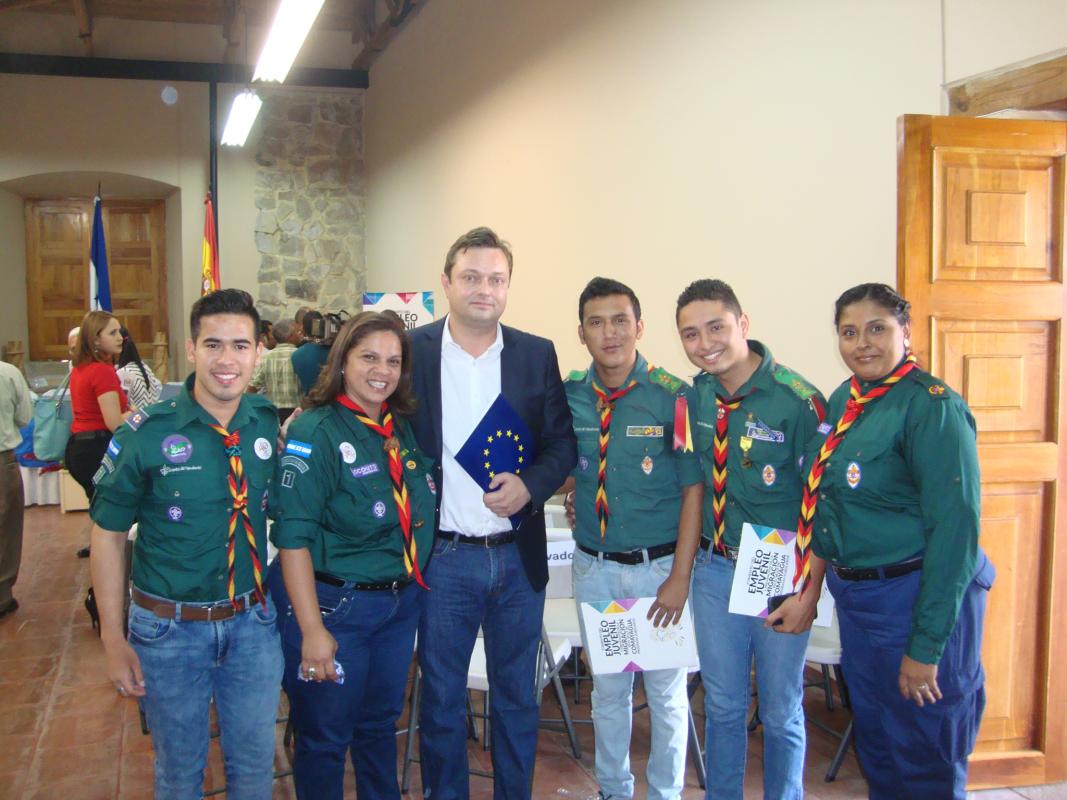 Proyecto empleo Juvenil Eurolabor 