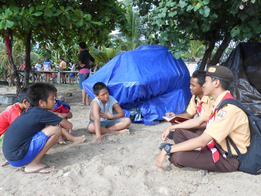Sharing About Global Warming with Childs in Sanur Beach