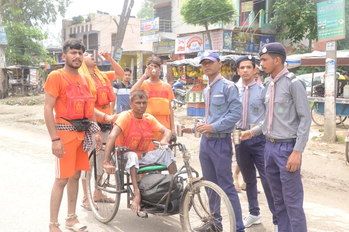 Kawad Seva Sever Pilkhani
