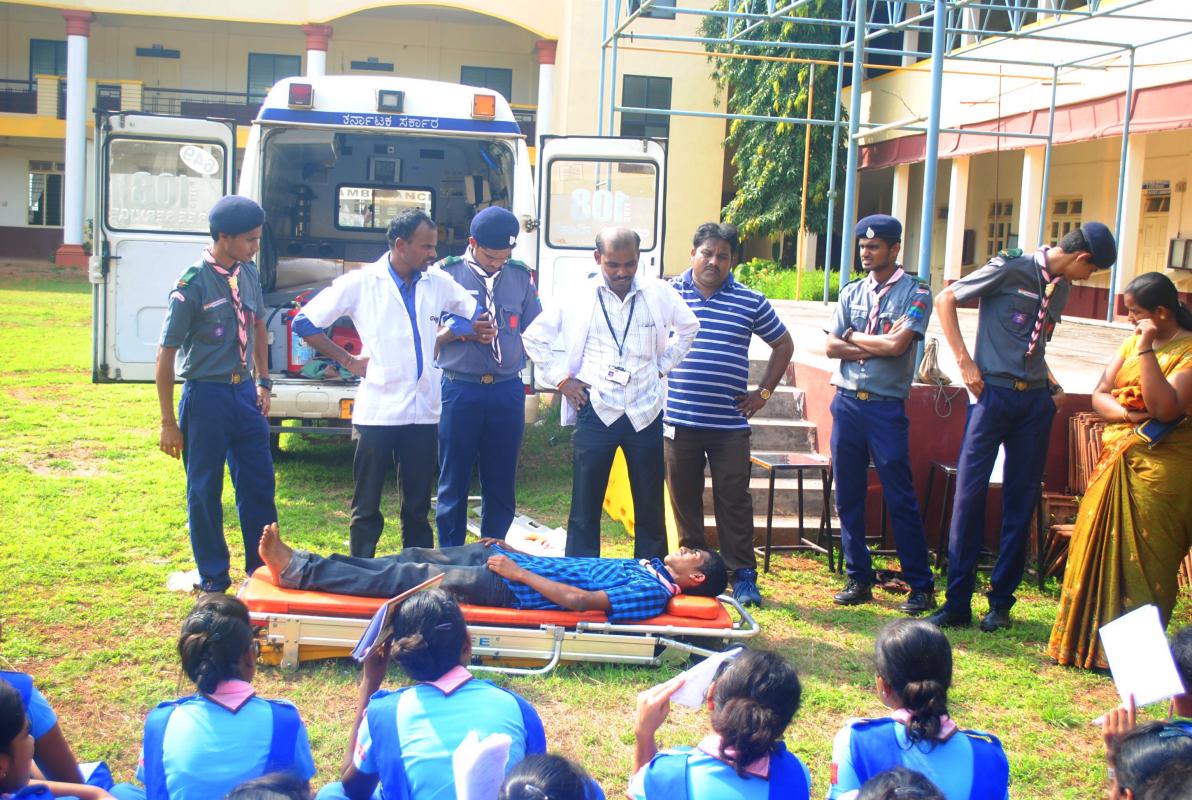 Ambulance Man Badge And CPR
