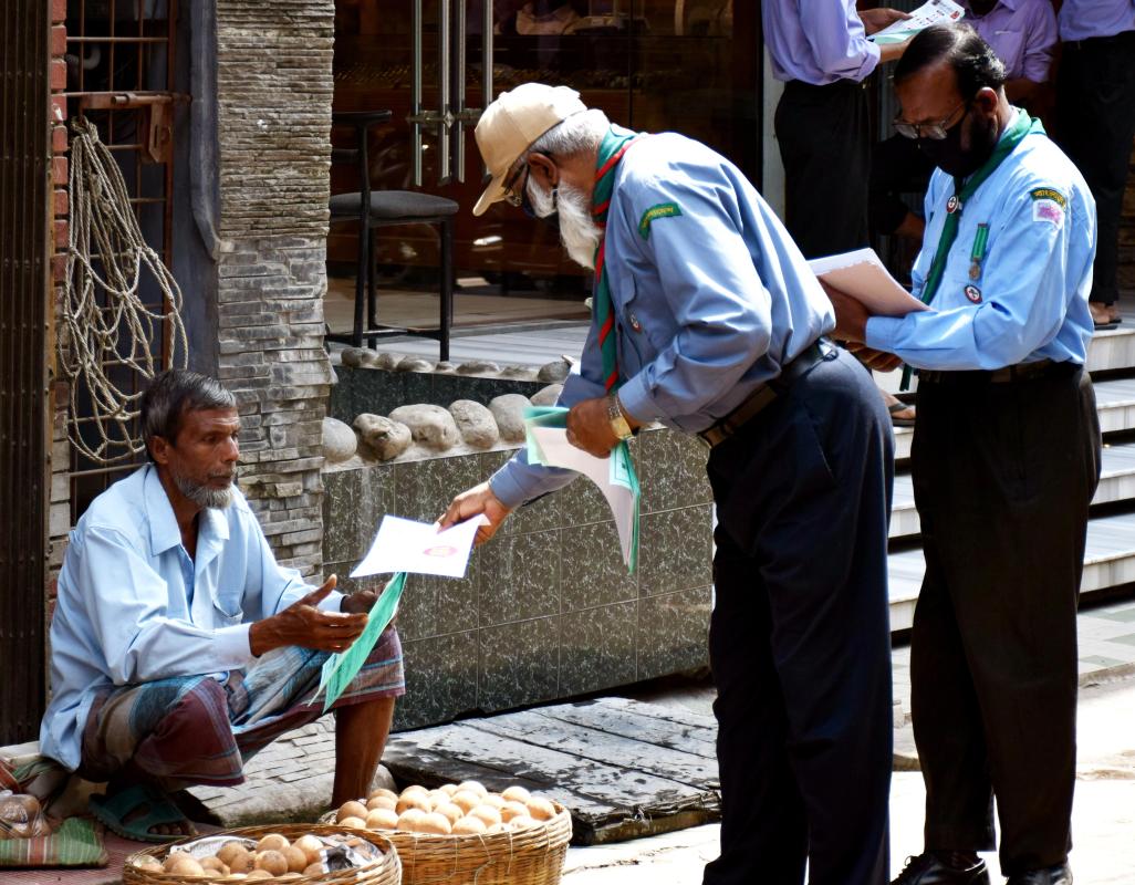 MOP ACTIVITY IN A WORKSHOP
