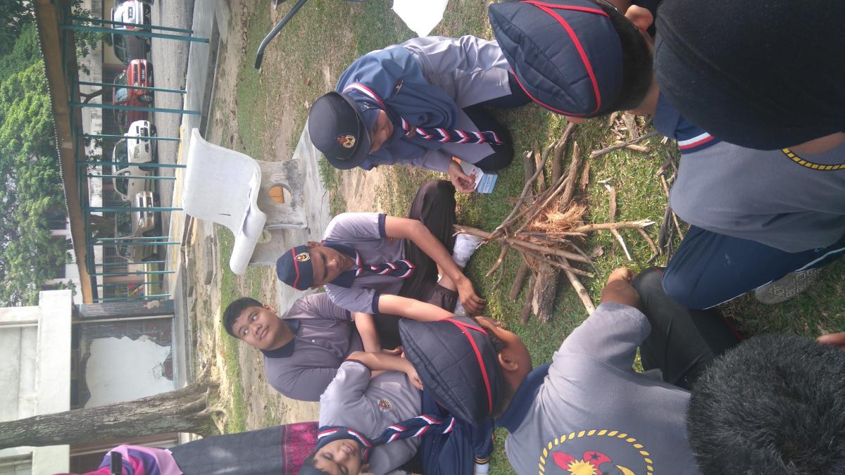 Latihan menghidupkan api