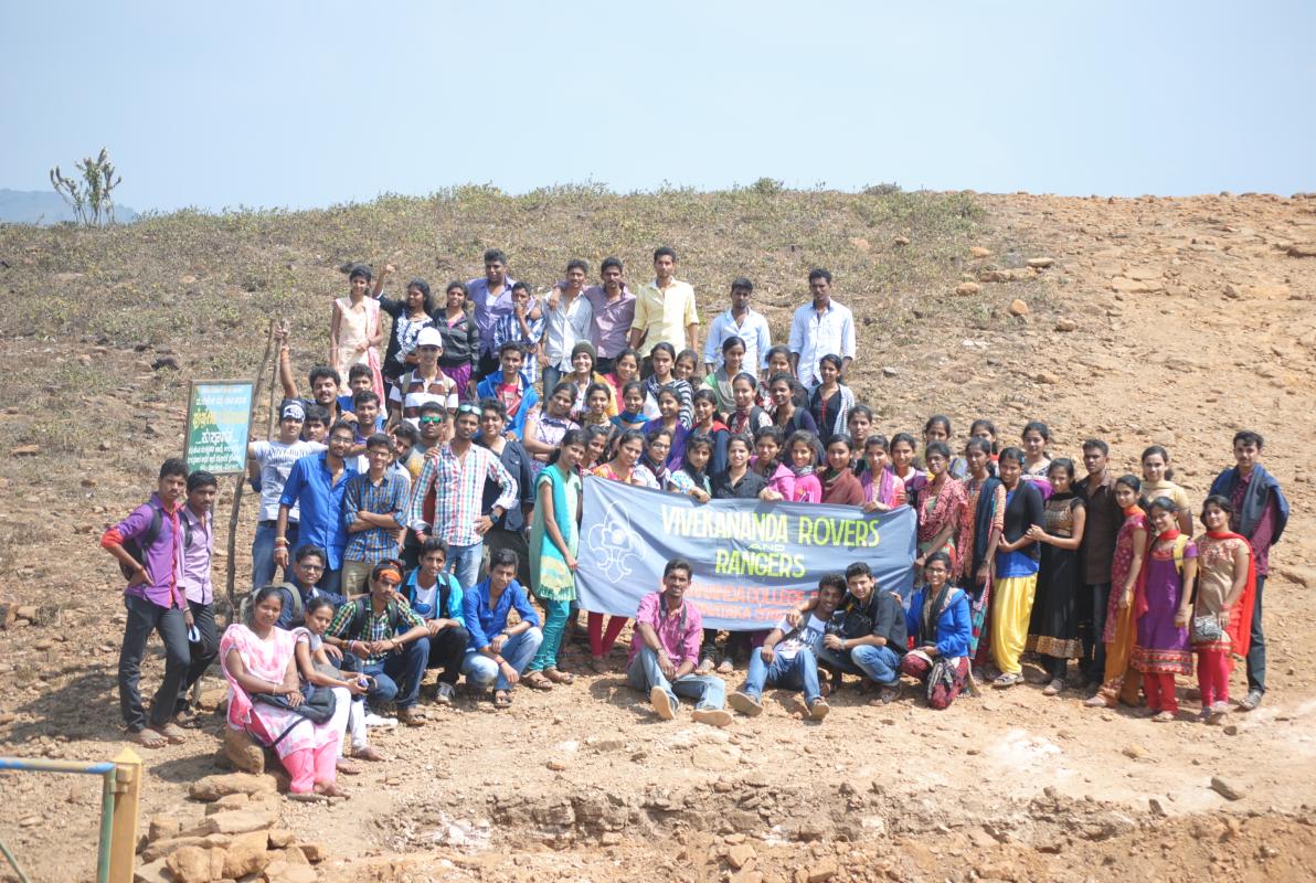 Trekking to Mandalapati
