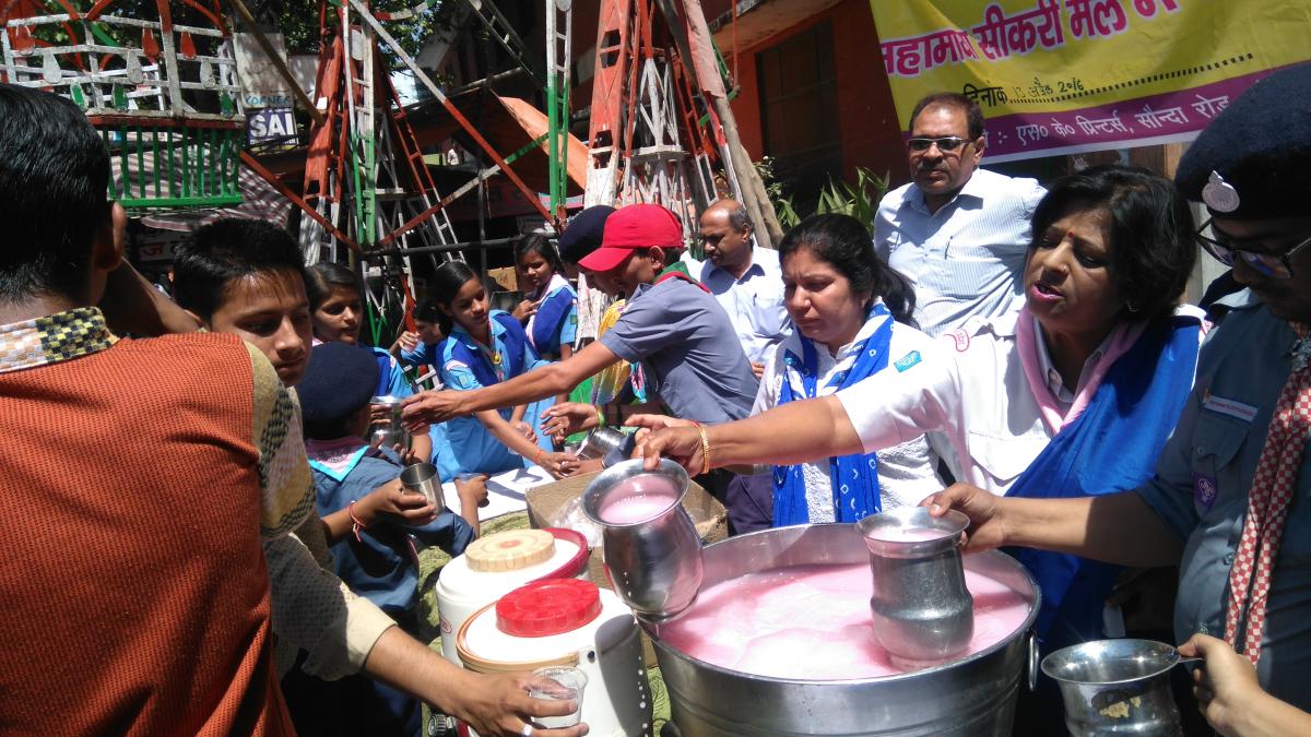 Serving water and help people 