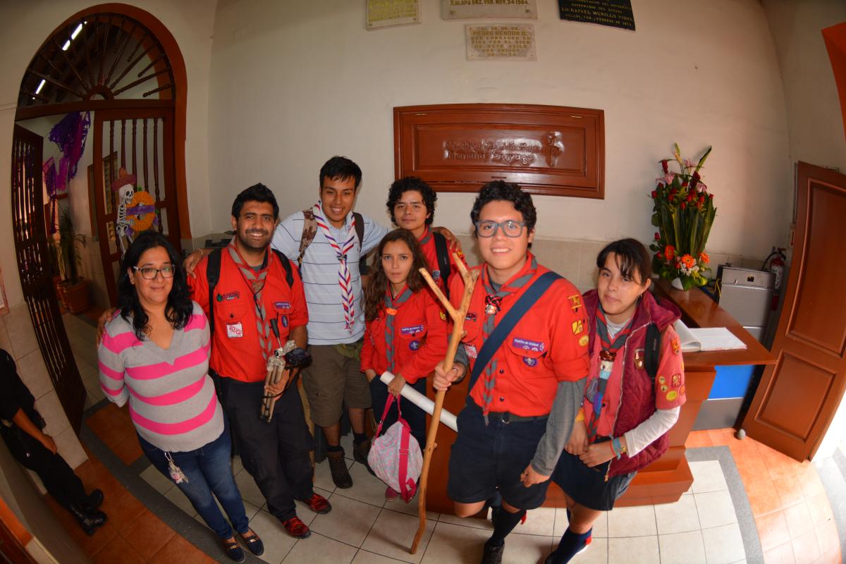Servicio. Visita al Asilo Sayago