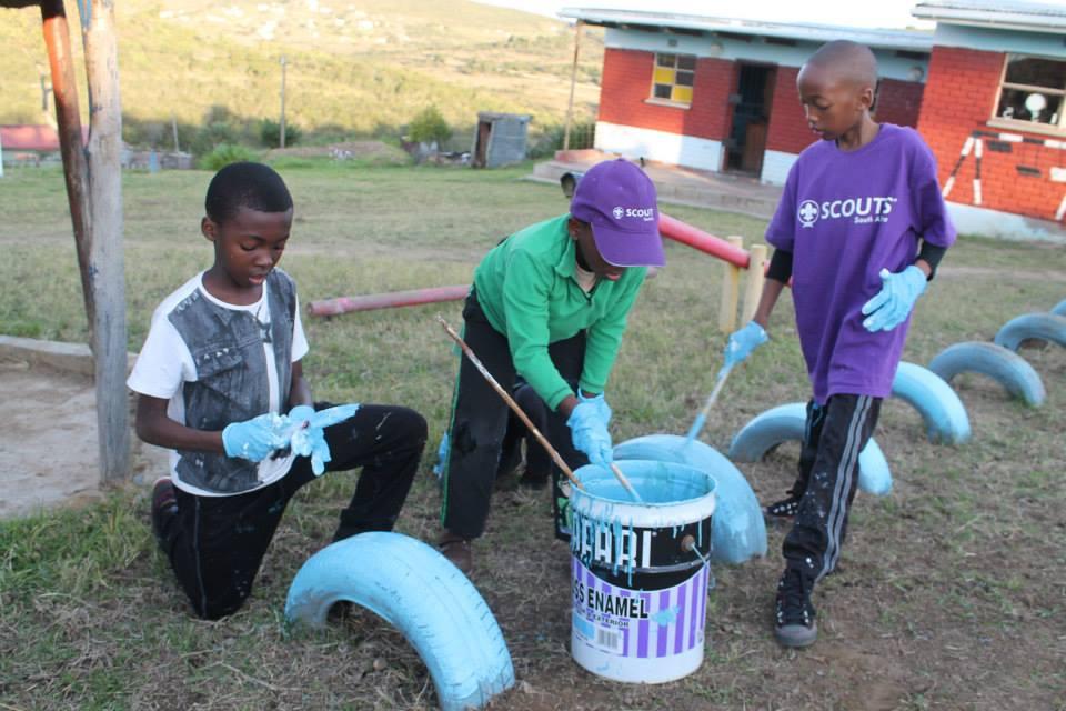 Community Church Scout Group – Building a play area