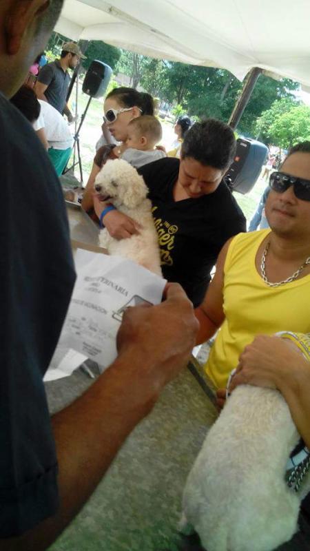 Oye a tu Mascota 2015