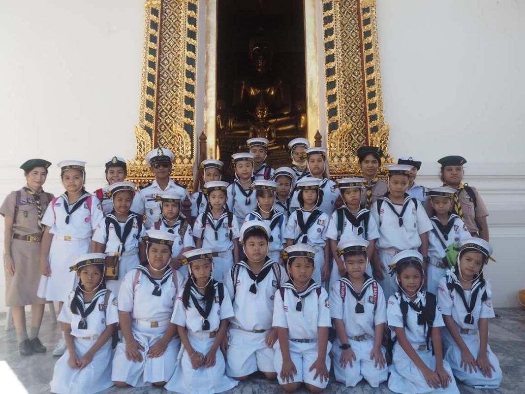 จิตอาสา พาลูกเสือเนตรนารีมาเรียนรู้นอกสถานที่