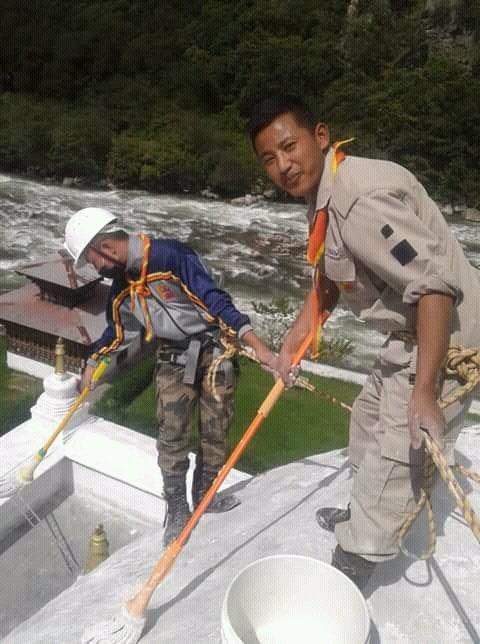 White wash of chorten kore