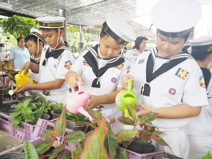 กิจกรรม Earth Hour รักษ์สิ่งแวดล้อม #Connect2Earth #MoP_Thailand 