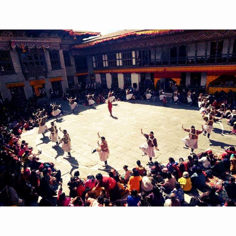 Volunteer work at yangtse tsechu