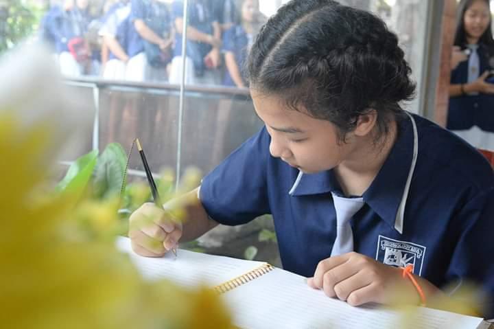 พิธีลงนามถวายพระพรชัยมงคล ร.10