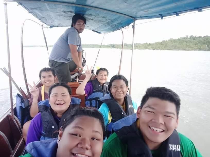 ปลูกป่าชายเลน