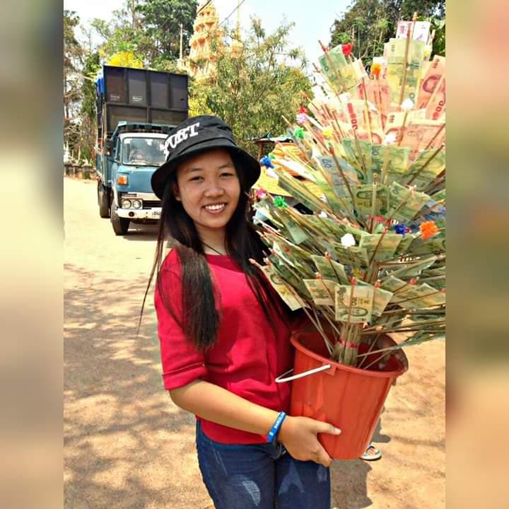 ทำบุญทอดกระฐิน