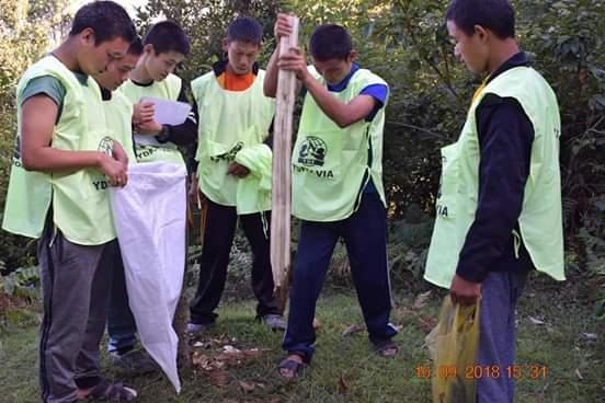 Making dust bin way towards festival