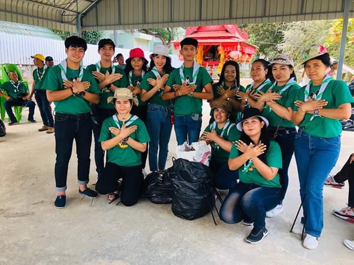 โครงการเก็บขยะริมชายหาด ทำความสะอาดสิ่งแวดล้อม