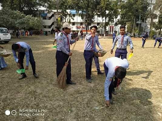 ক্যাম্পাস পরিষ্কার পরিচ্ছন্ন কার্যক্রম। 