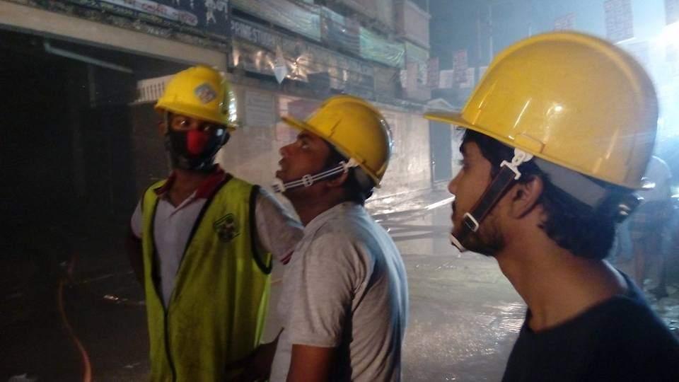 মিরপুর গার্মেন্টসে আগুন