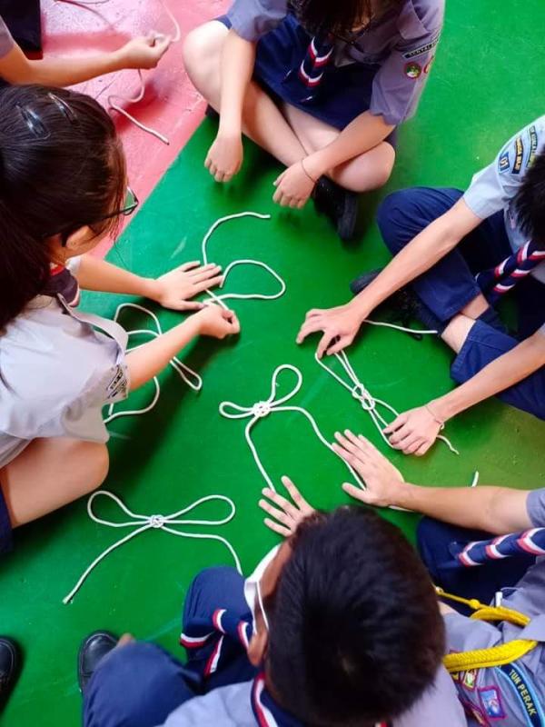 aktiviti ikatan dan simpulan