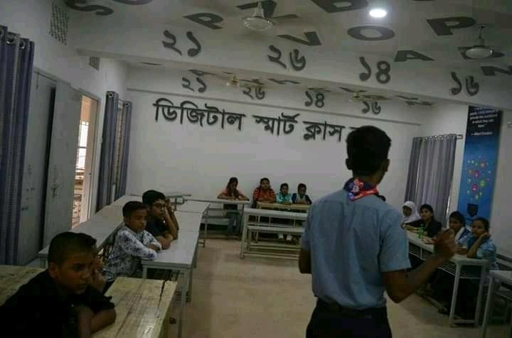 ডিজিটাল ক্লাস রুমে স্কাউট দের প্রশিক্ষণ 