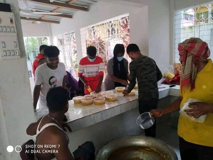 রোজাদার দের খাদ্য সহায়তা (ইফতার) 