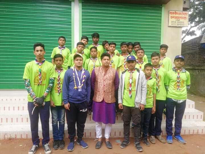 Himanshu Kumar Dutt Memorial Free Scout Group provided food assistance to the needy families.

