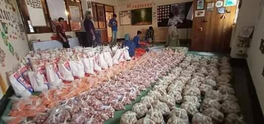 Covid-19 Food distribution to poor people from scouts in 2020