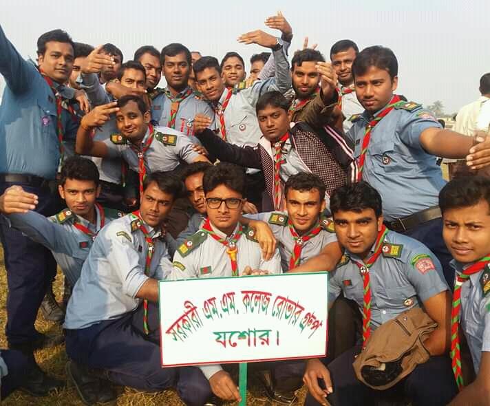 বিজয় দিবস প্যারেডে অংশগ্রহণ 