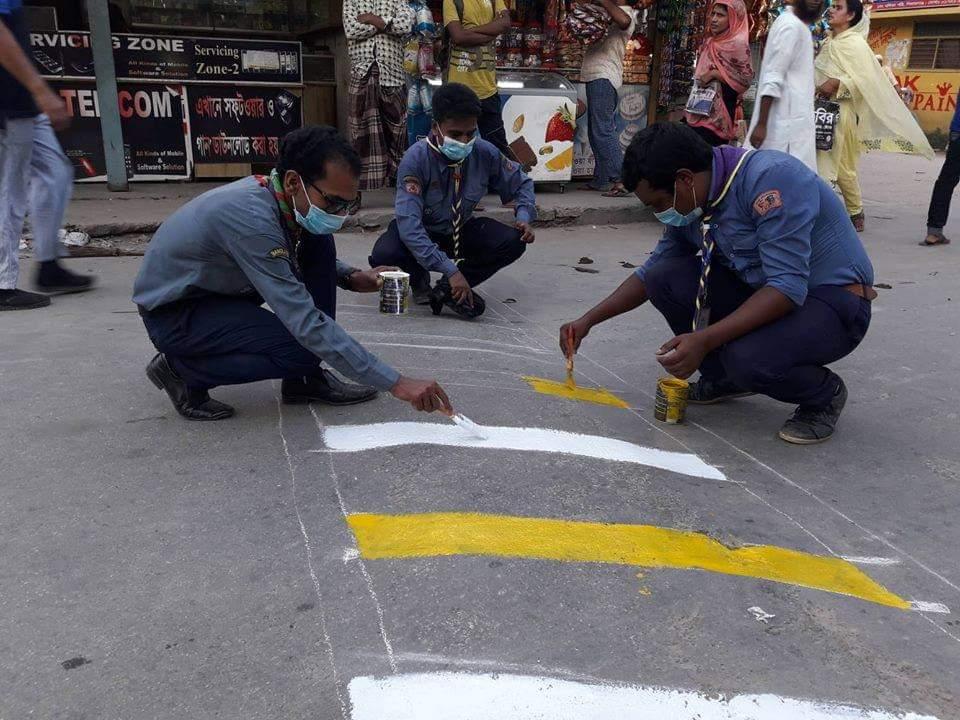 সেবা মুক্ত স্কাউট গ্রুপ এর পক্ষ থেকে স্প্রিড বেকারে রং করন 