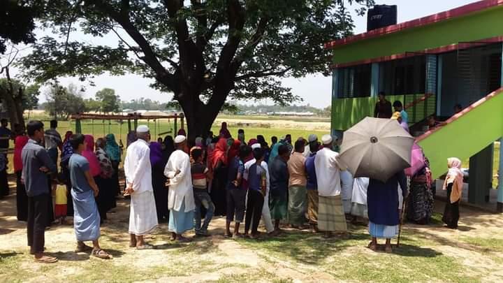 "১২১ টি দরিদ্র পরিবারকে সহায়তা "