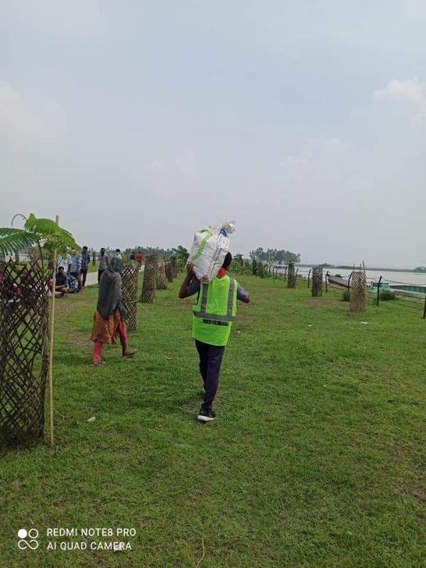 Helping the Flood Victims