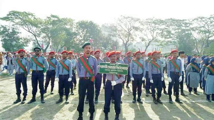 কুচকাওয়াজ ও ডিসপ্লেতে অংশগ্রহণ।