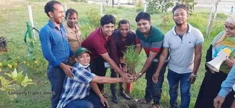 স্কাউট গার্ডেনের বৃক্ষরোপণ 