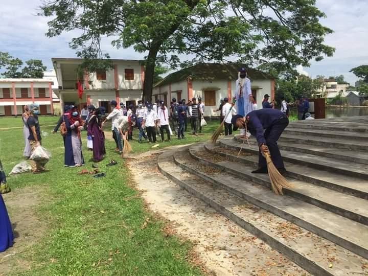 পরিষ্কার-পরিছন্নতা অভিযান 