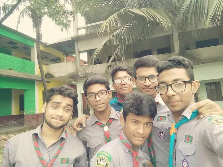 পরিস্কার পরিচ্ছন্ন অভিযান। 