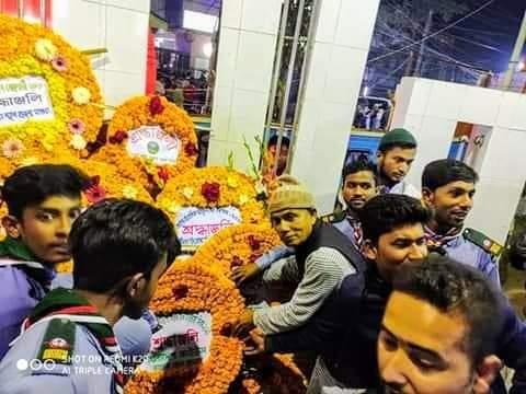 #শুভ_স্কাউটিং
#মাগুরা_আদর্শ_কলেজ_রোভার_ও গার্ল-ইন রোভার ইউনিট.

আমার ভাইয়ের রক্তে রাঙ্গানো ২১শে ফেব্রুয়ারি আমি কি ভুলিতে পারি।
মাগুরা আদর্শ কলেজ রোভার ইউনিট ও জেলা রোভারের পক্ষ থেকে জানাই ৫২ এর ভাষা আন্দোলনের সকল শহীদের প্রতি  বিনম্রশ্রদ্ধা  