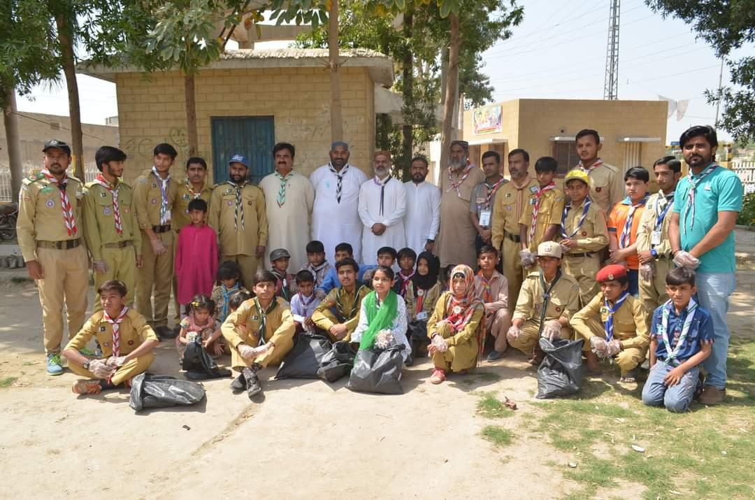 Clean And Green Pakistan Scouts Activities Plastic tide turners & Messenger of Peace & Tree plantation