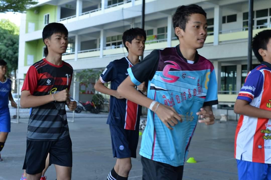 ฟุตบอลโรงเรียน