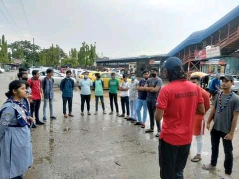 সাপ্তাহিক ট্রুপ মিটিং 