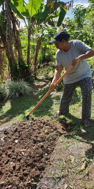 HOME GARDENING SHAPES FUTURE 