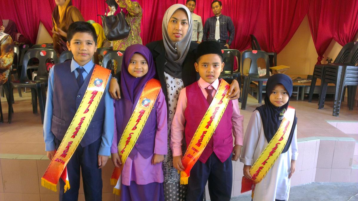 BULAN  DISIPILIN