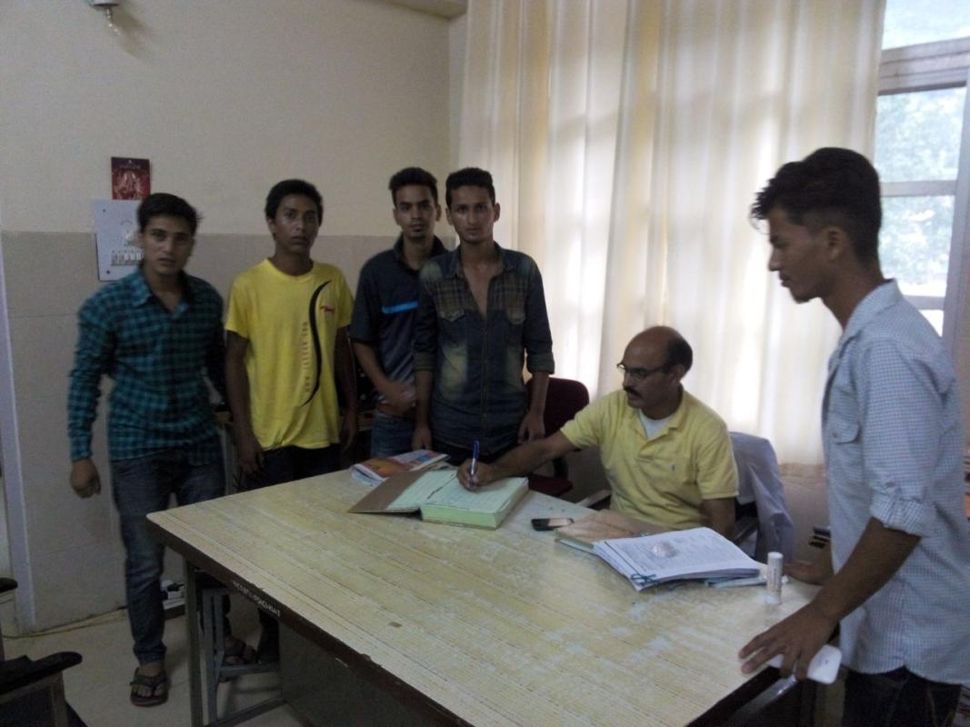 Emergency Service to Peoples who injured in Bus accident which occurred at SARSARI Bhuntar- Manikaran Road Distt. Kullu HP