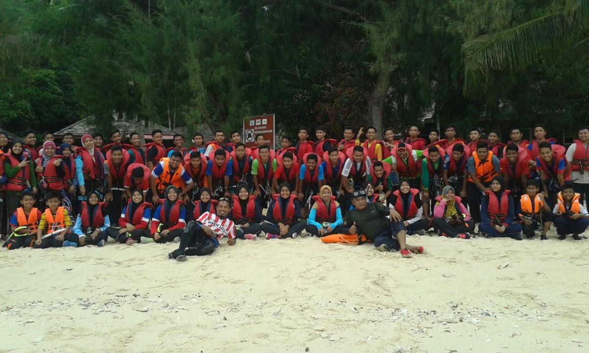 PROGRAM JATI DIRI DAN PENGHAYATAN TAMAN LAUT, PULAU REDANG, TERENGGANU