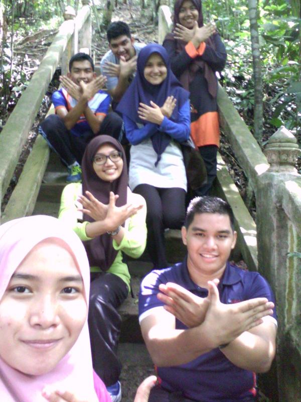 MENAWAN PUNCAK BUKIT KELUANG